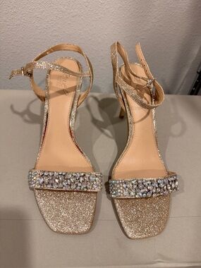Jewel Badgley Mischka Champagne Gold Crystal Strap Heels Size 9